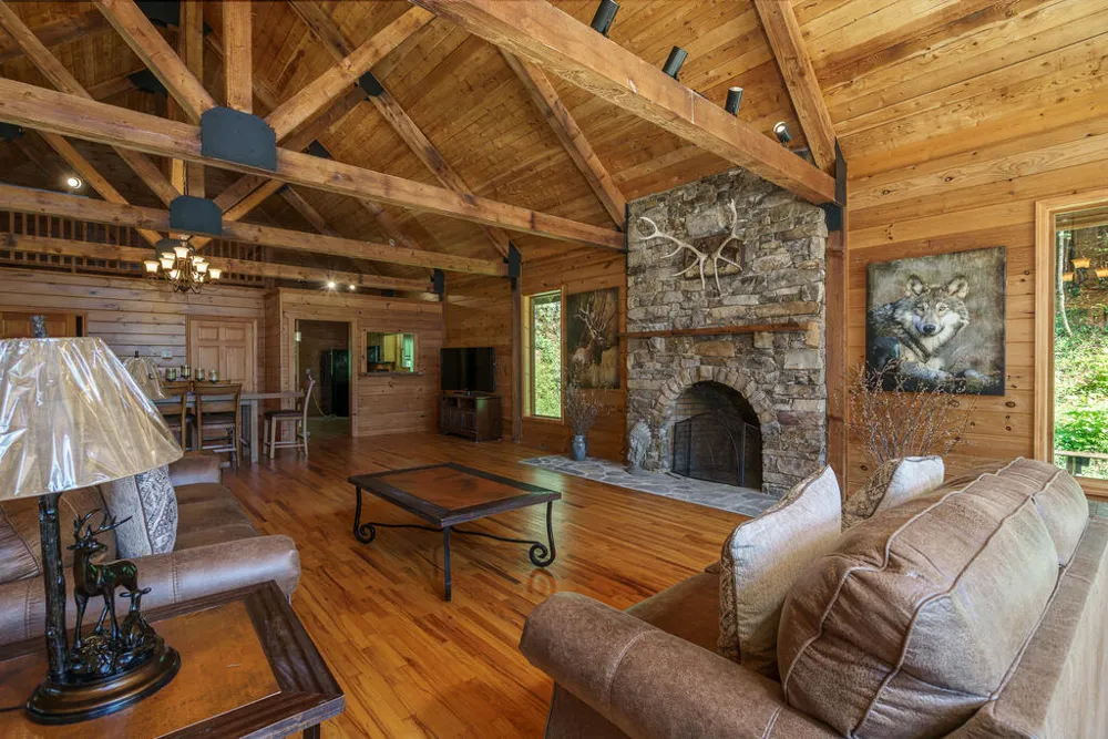 22 Hudson Springs Lane Murphy, NC 28906