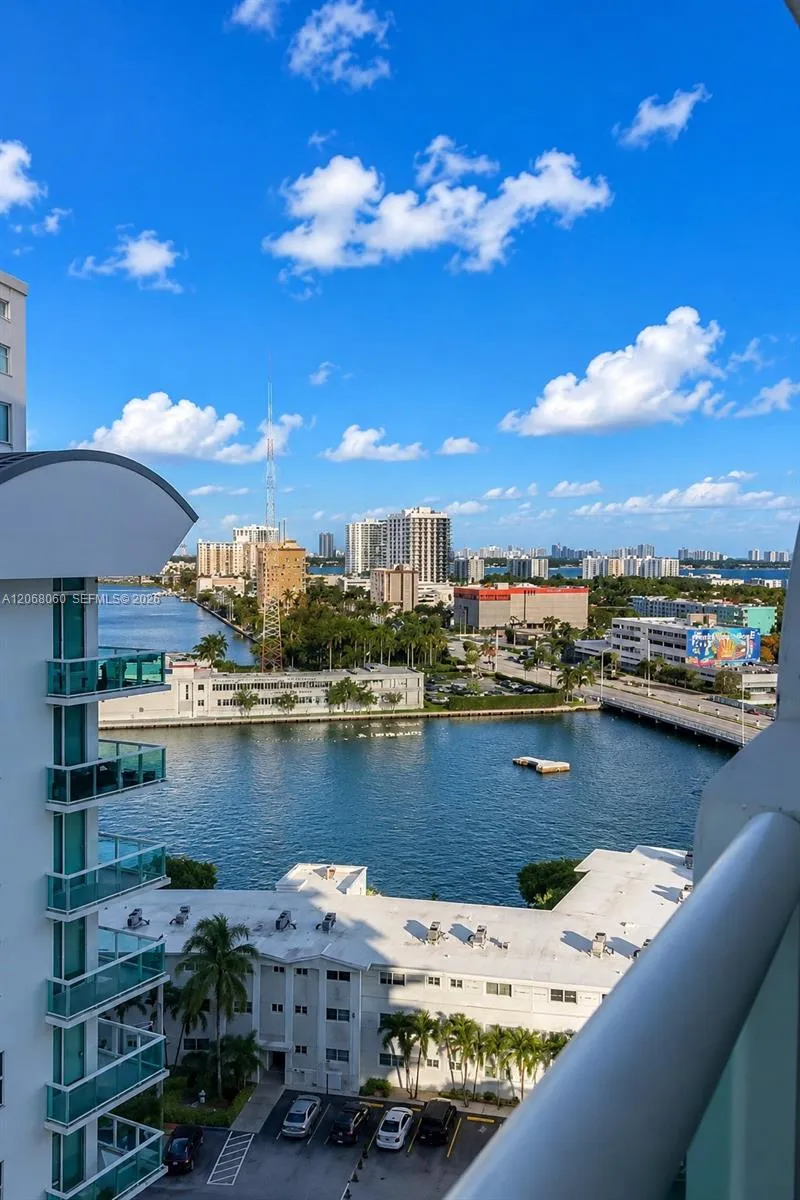 7900 Harbor Island Dr #1408 North Bay Village, FL 33141