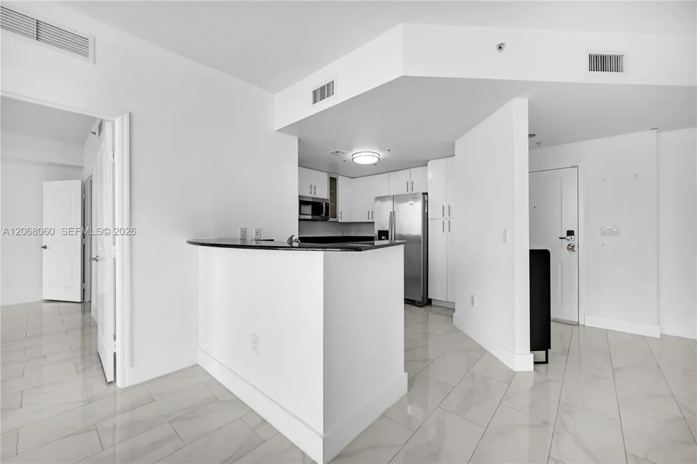 7900 Harbor Island Dr #1408 North Bay Village, FL 33141