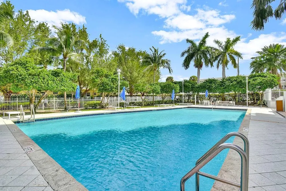 7900 Harbor Island Dr #1408 North Bay Village, FL 33141