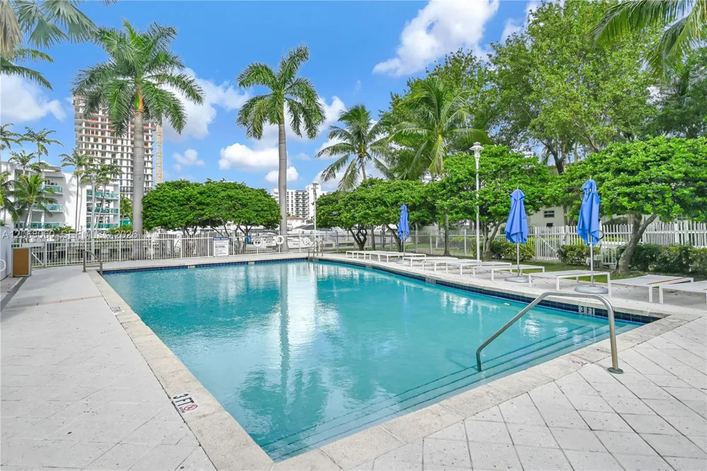 7900 Harbor Island Dr #1408 North Bay Village, FL 33141