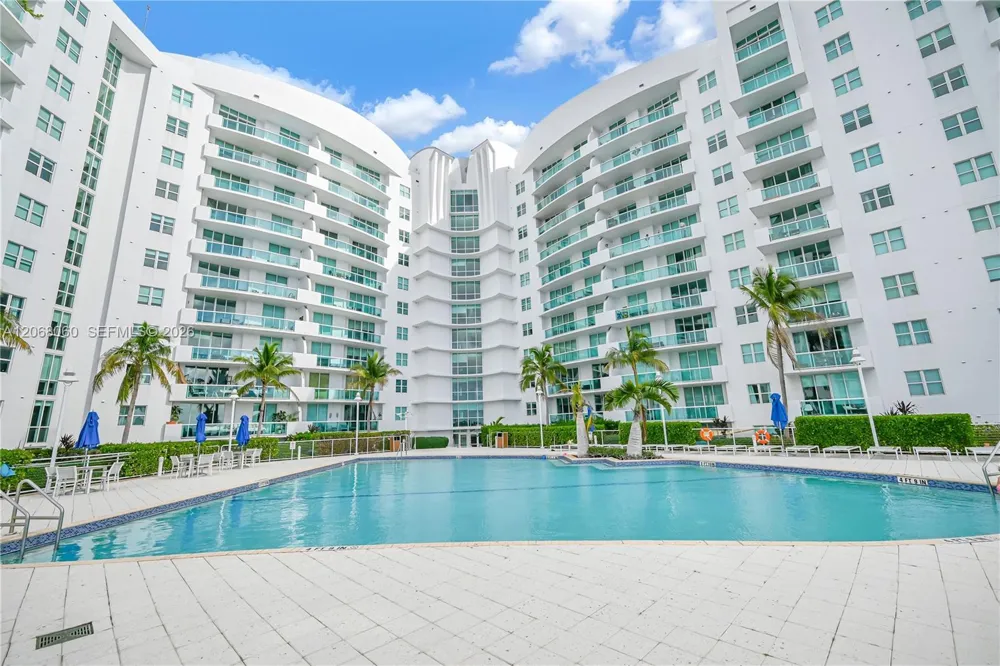 7900 Harbor Island Dr #1408 North Bay Village, FL 33141