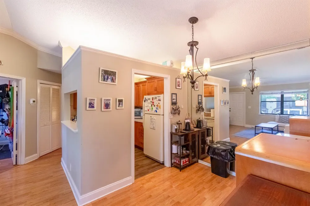 4703 Lucerne Lakes Boulevard E #204 Lake Worth, FL 33467