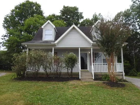 805 Albin Ct