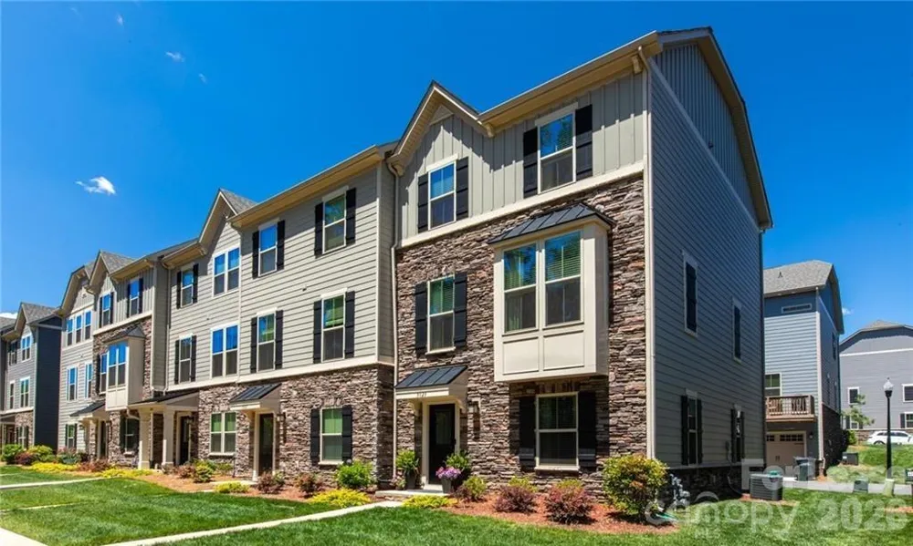 3023 Salix Bend Drive Charlotte, NC 28205