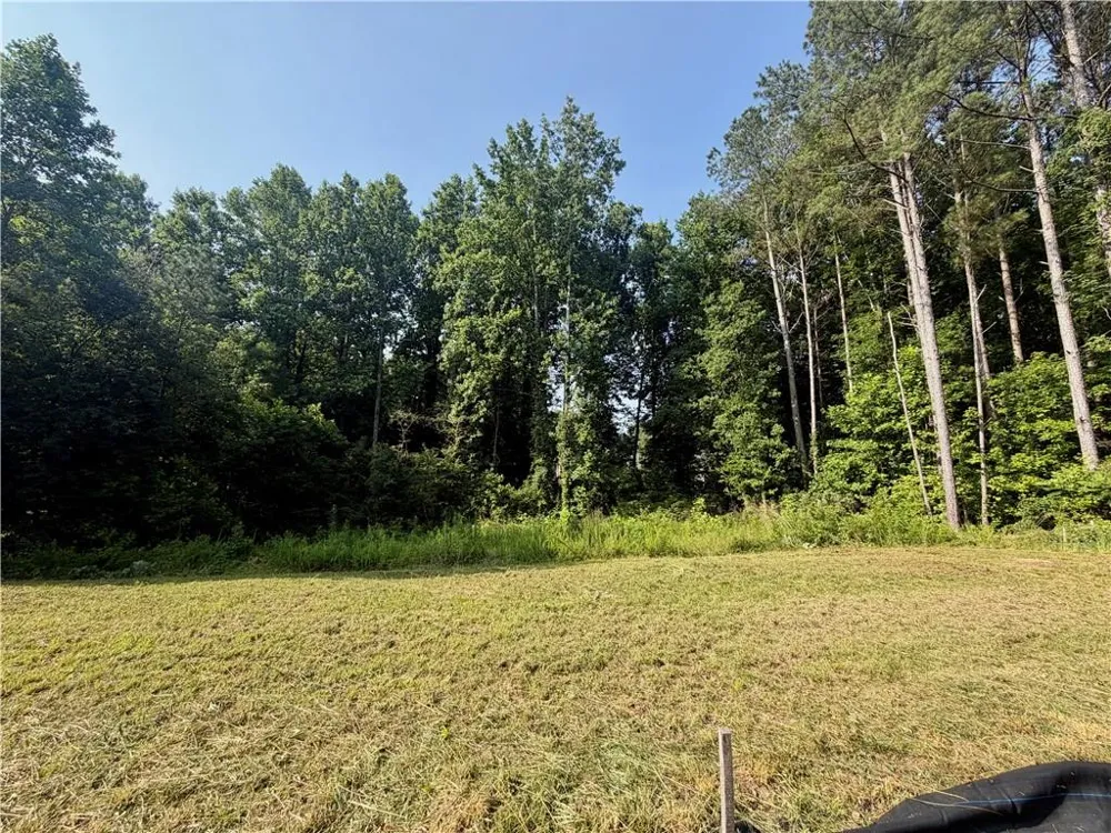 5835 Rolling Oaks Circle Cumming, GA 30040