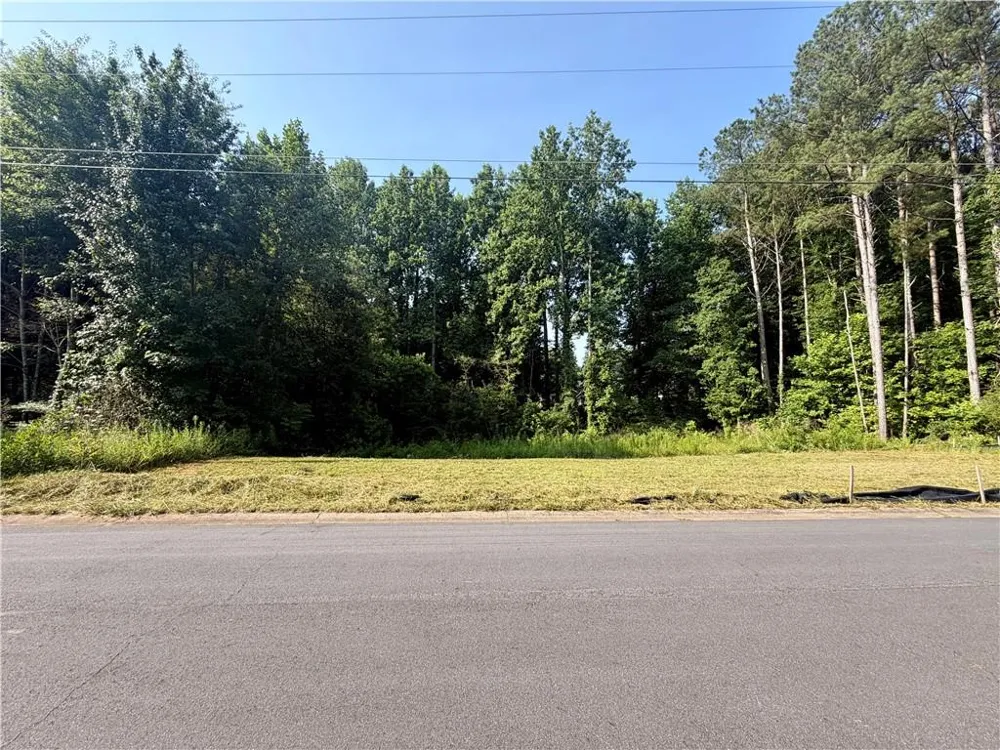 5835 Rolling Oaks Circle Cumming, GA 30040