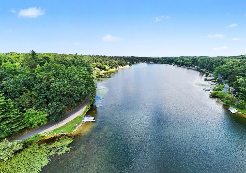 10109 Hathaway Drive Greenville, MI 48838