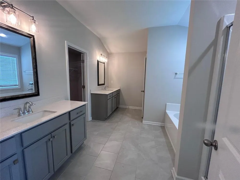 310 E River Cane Run Run Perry, GA 31069