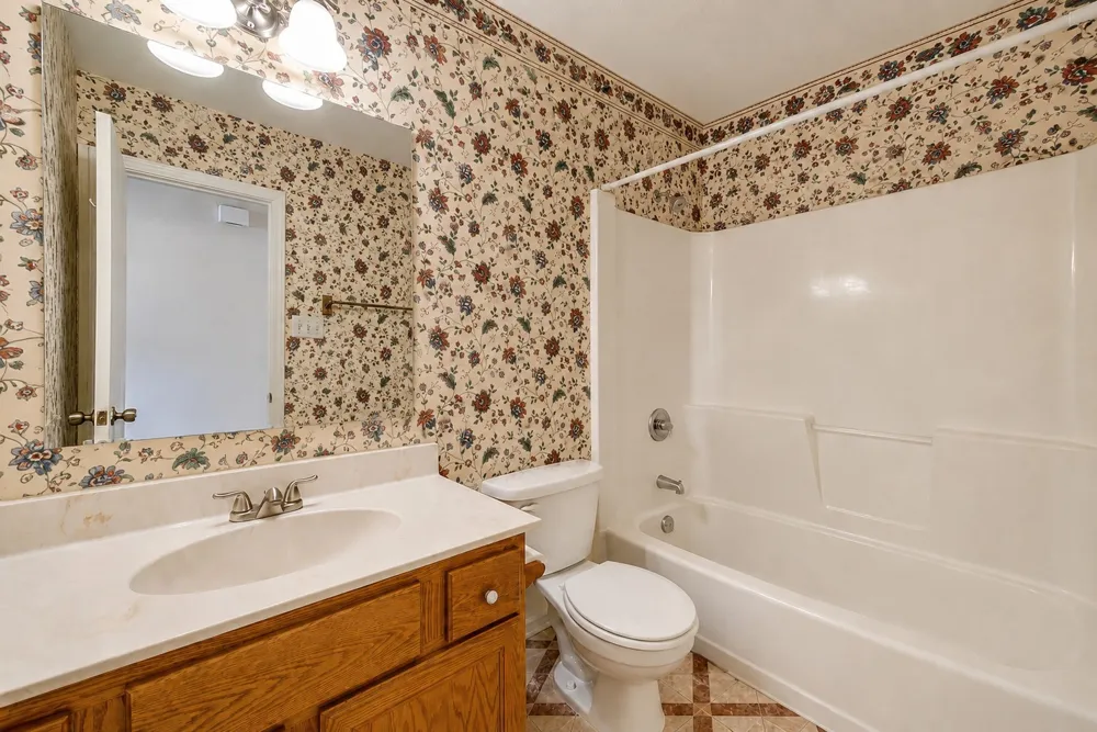 2332 Chestnut Way Bedford, TX 76022