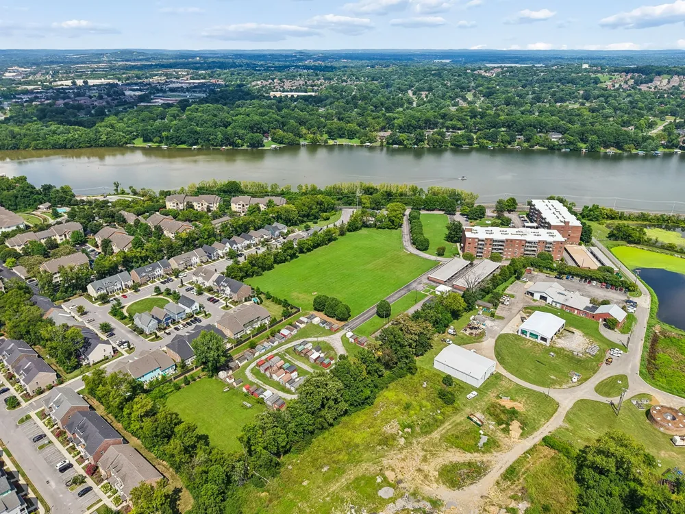 200 Sanders Ferry Rd #2205 Hendersonville, TN 37075