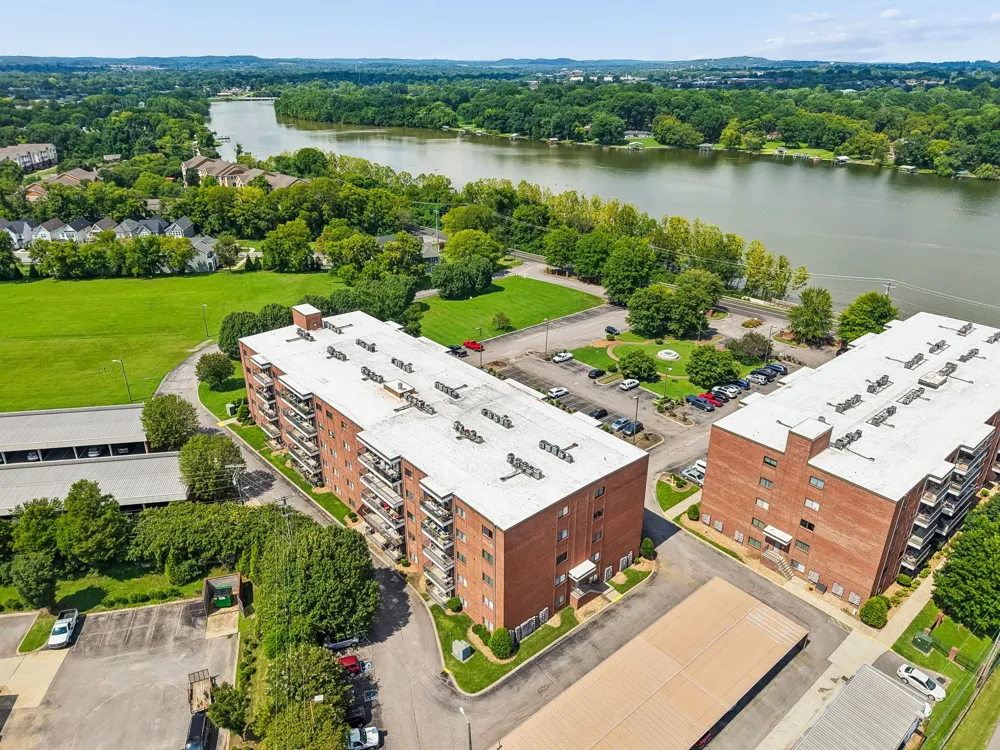 200 Sanders Ferry Rd #2205 Hendersonville, TN 37075