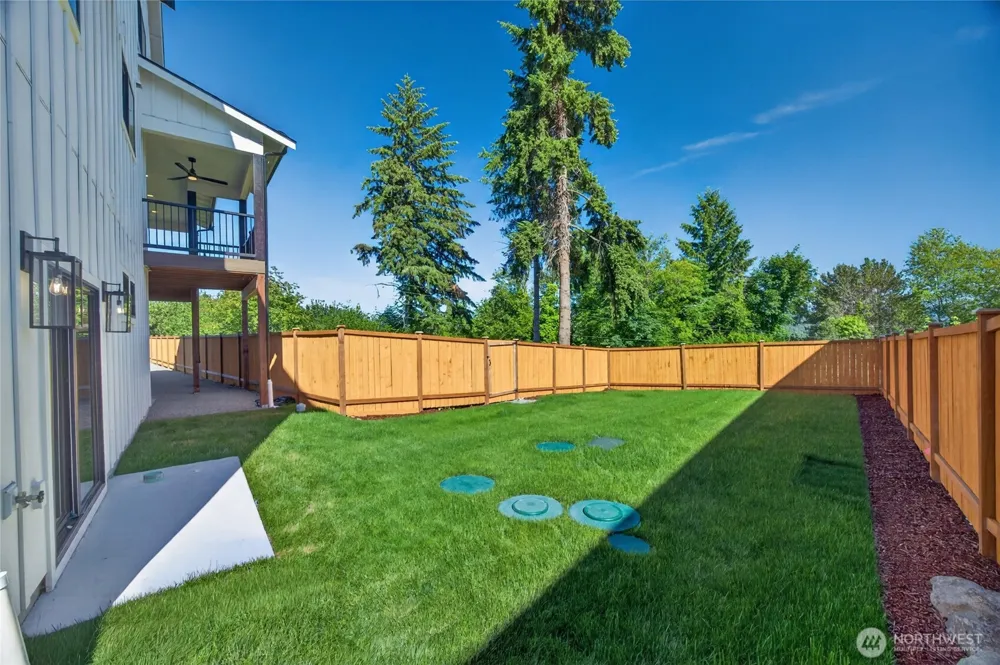 13820 Military Road E Puyallup, WA 98374