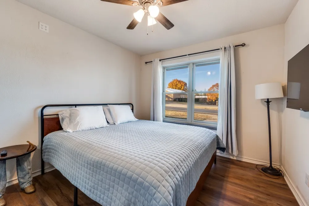 309 S Washington Street Pilot Point, TX 76258