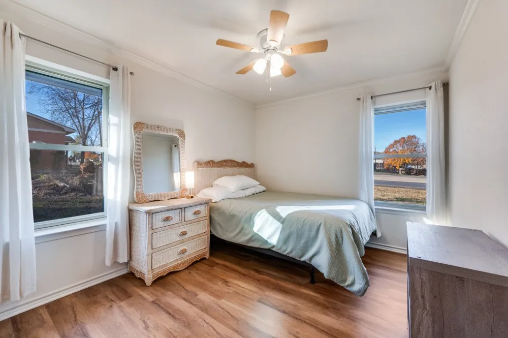 309 S Washington Street Pilot Point, TX 76258