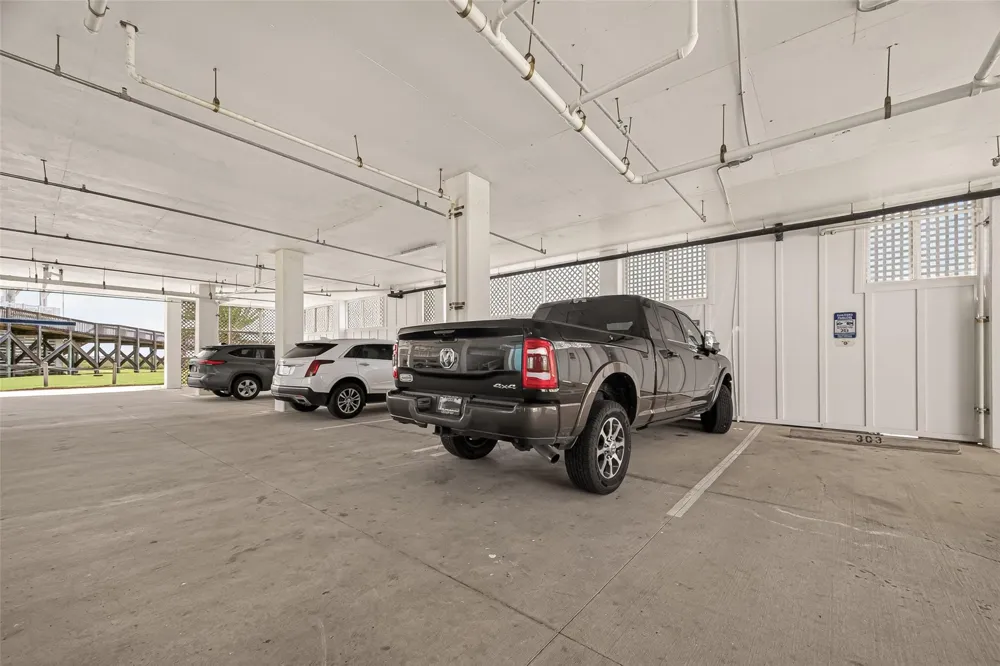 4211 Pointe West Drive #203 Galveston, TX 77554