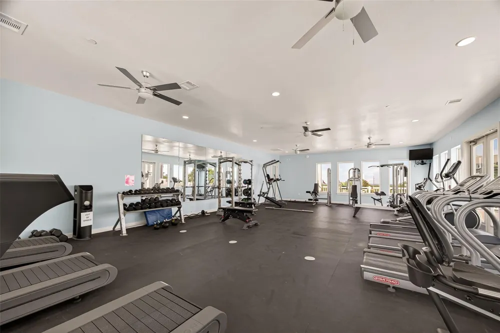 4211 Pointe West Drive #203 Galveston, TX 77554