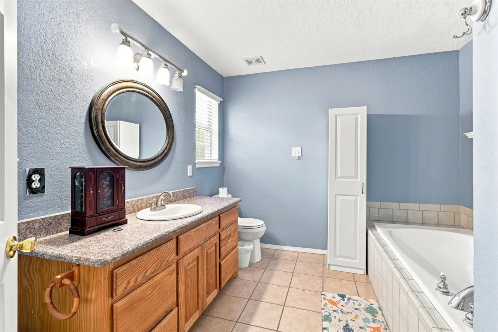 183 Summit Circle Durant, OK 74701
