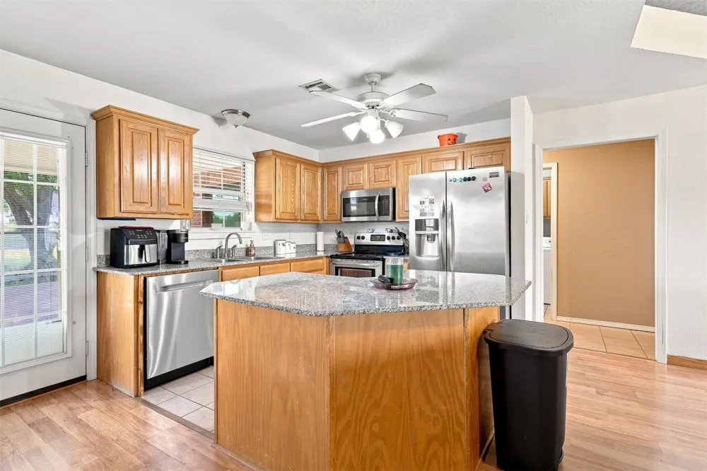 183 Summit Circle Durant, OK 74701