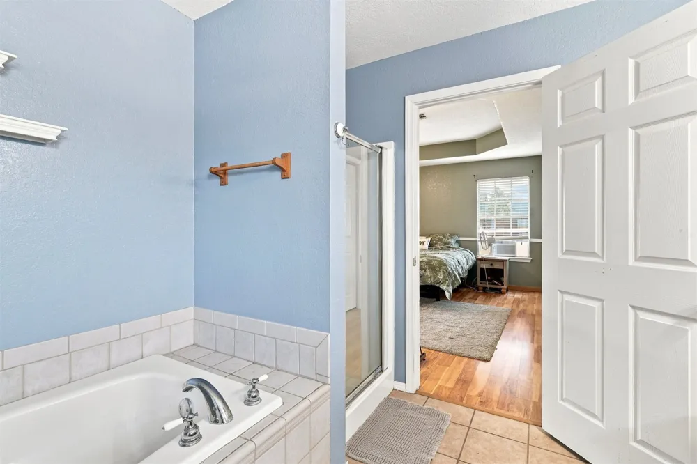 183 Summit Circle Durant, OK 74701