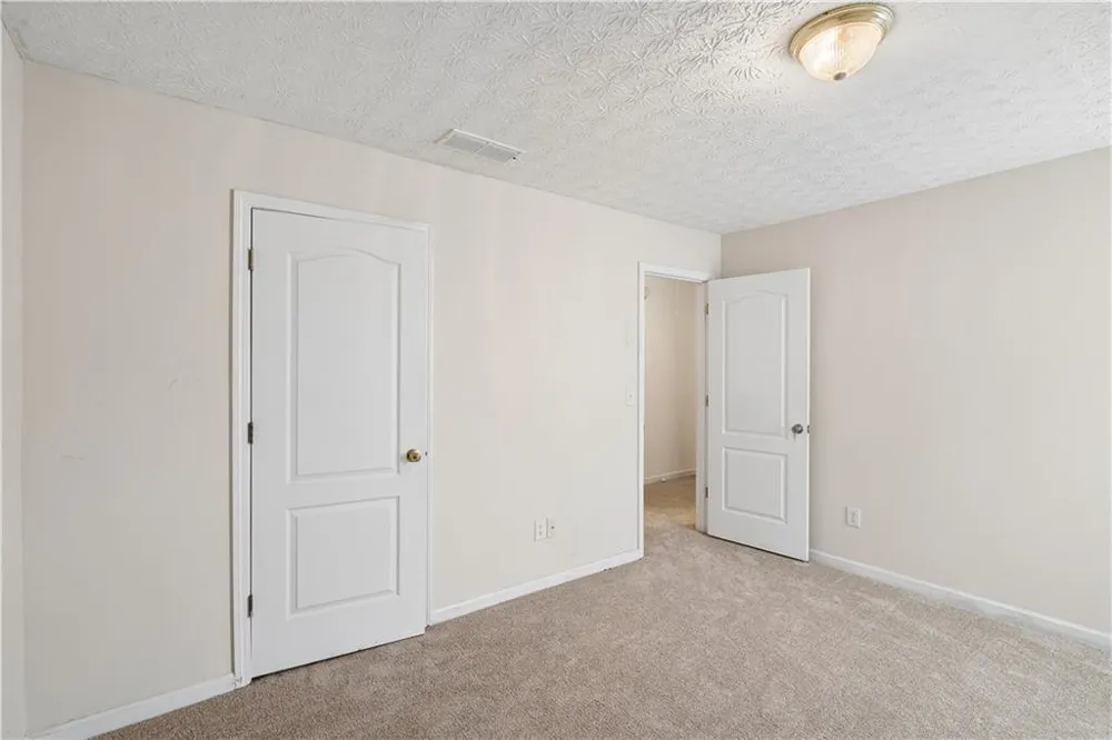 60 Victoria Boulevard Oxford, GA 30054