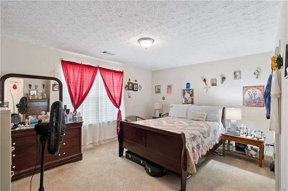 60 Victoria Boulevard Oxford, GA 30054