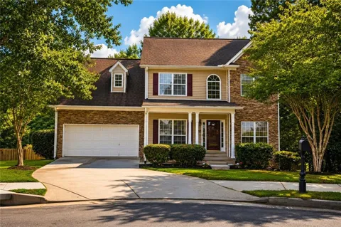 205 Leecroft Court