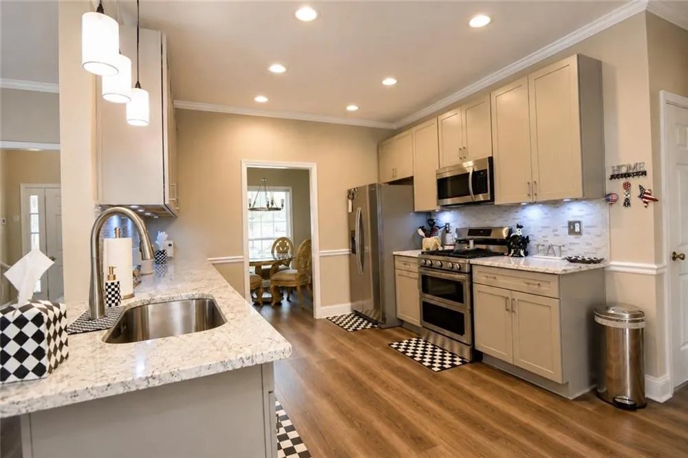 205 Leecroft Court Sugar Hill, GA 30518