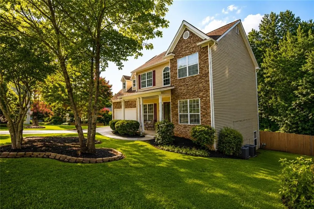 205 Leecroft Court Sugar Hill, GA 30518