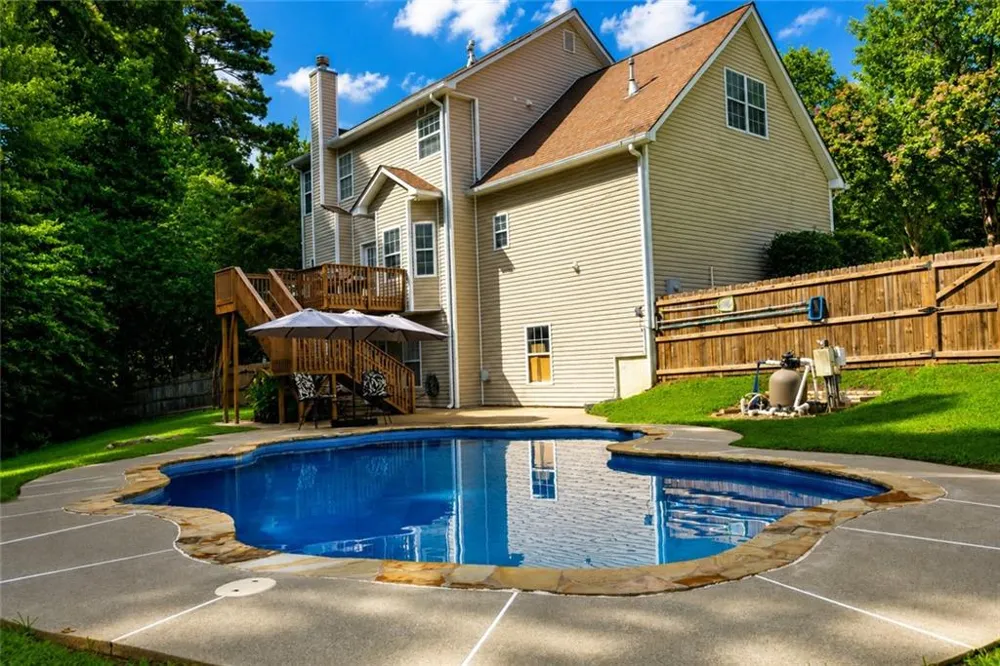 205 Leecroft Court Sugar Hill, GA 30518
