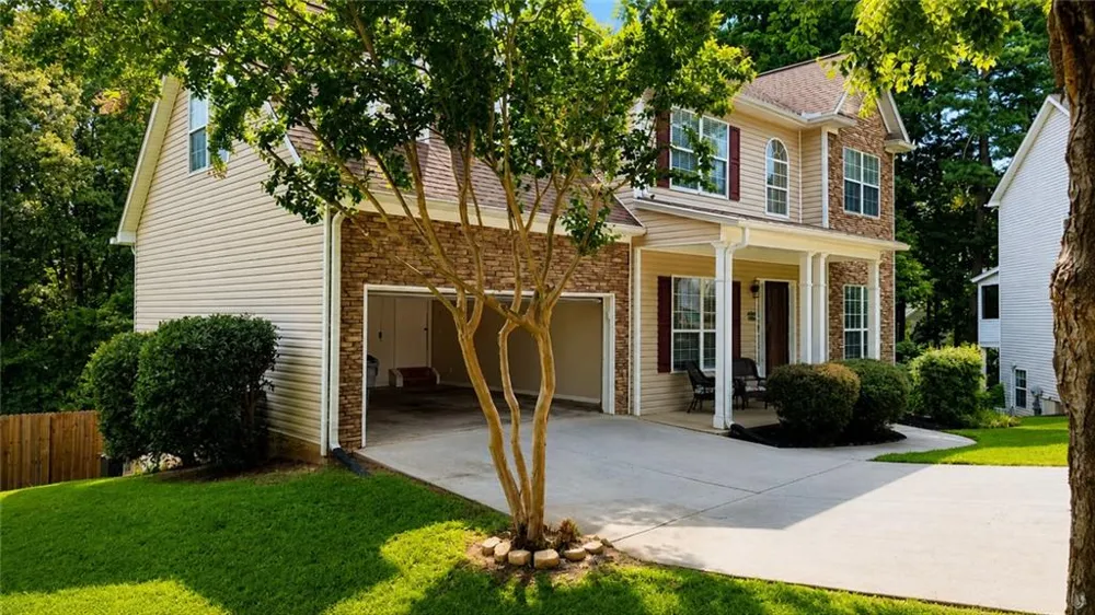 205 Leecroft Court Sugar Hill, GA 30518