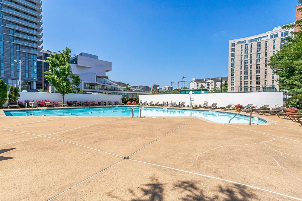 1530 KEY BOULEVARD #219 Arlington, VA 22209
