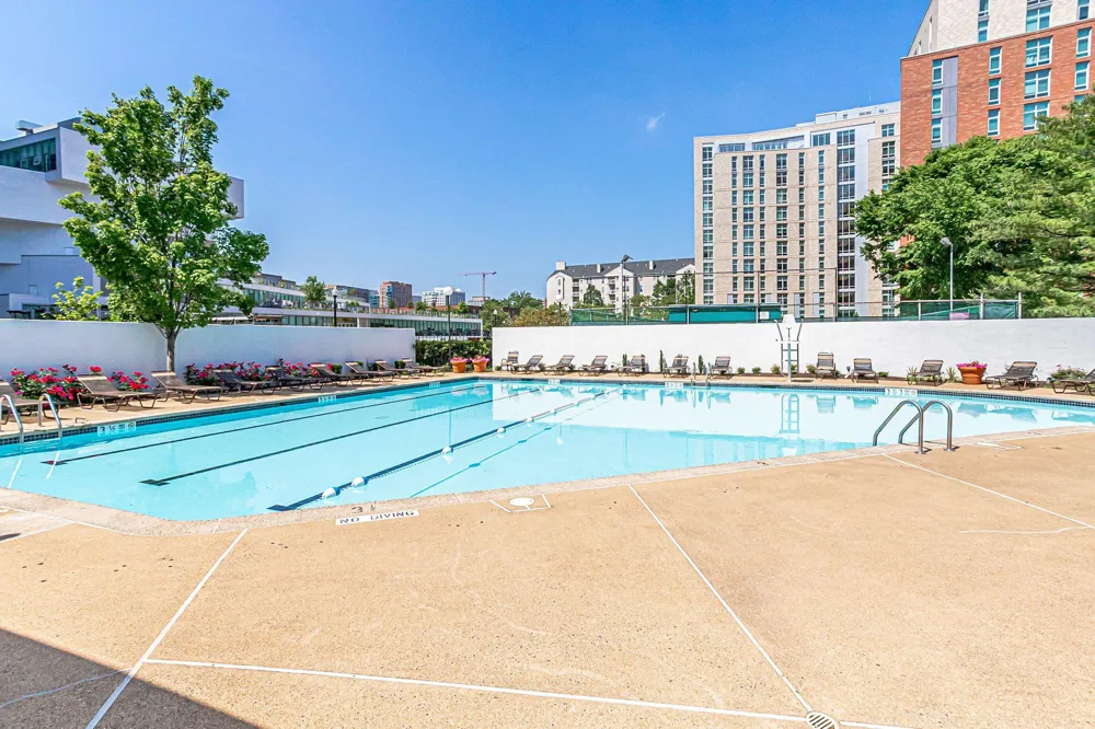 1530 KEY BOULEVARD #219 Arlington, VA 22209
