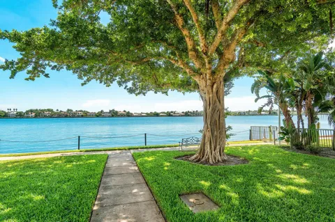 131 Yacht Club Way #307
