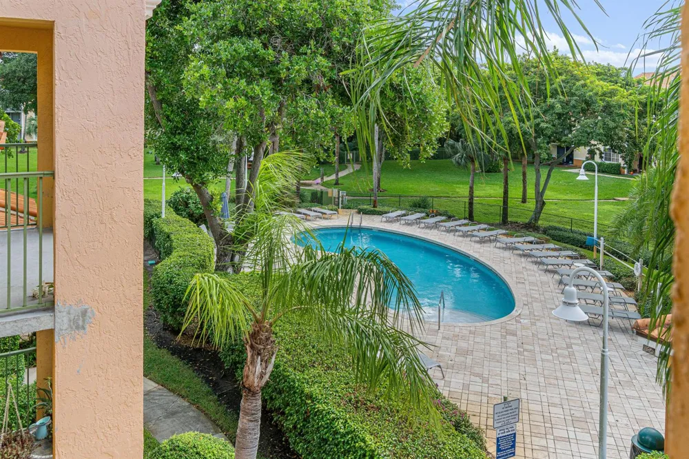 131 Yacht Club Way #307 Hypoluxo, FL 33462
