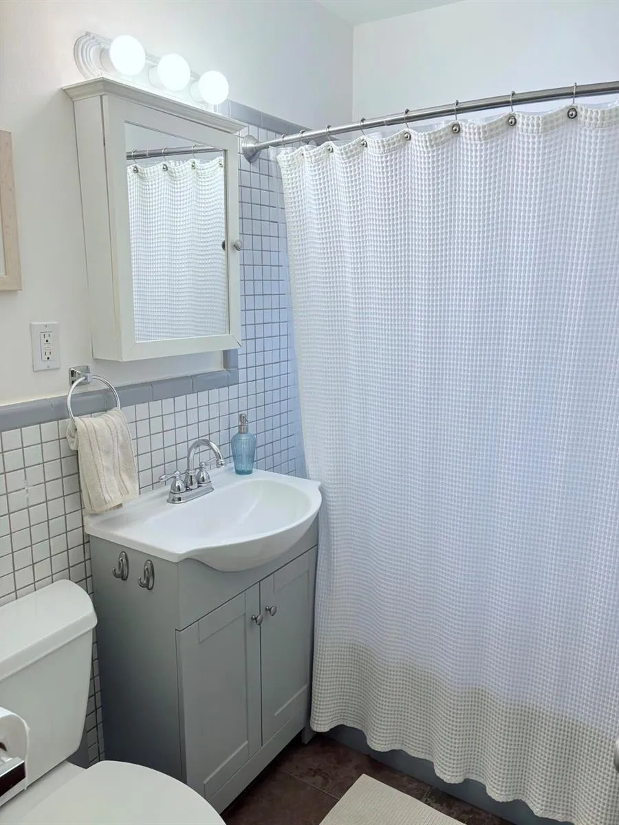 1200 SW 21ST STREET Fort Lauderdale, FL 33315