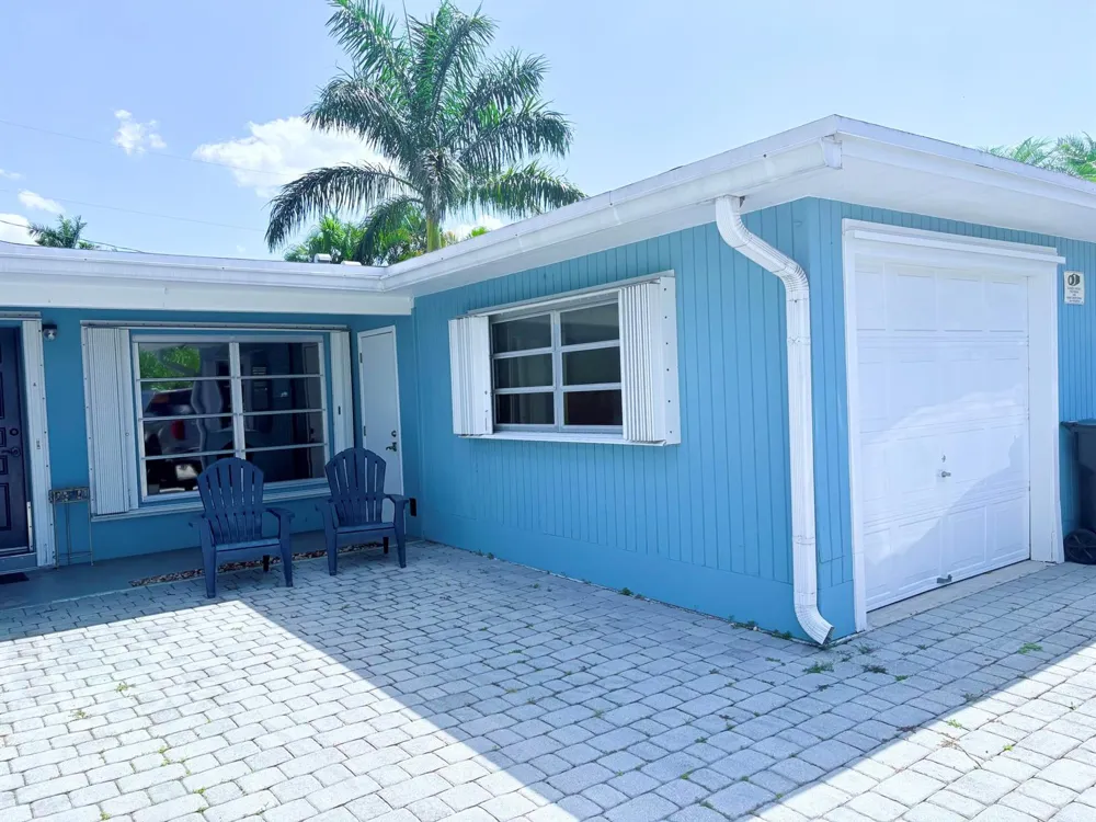 1200 SW 21ST STREET Fort Lauderdale, FL 33315