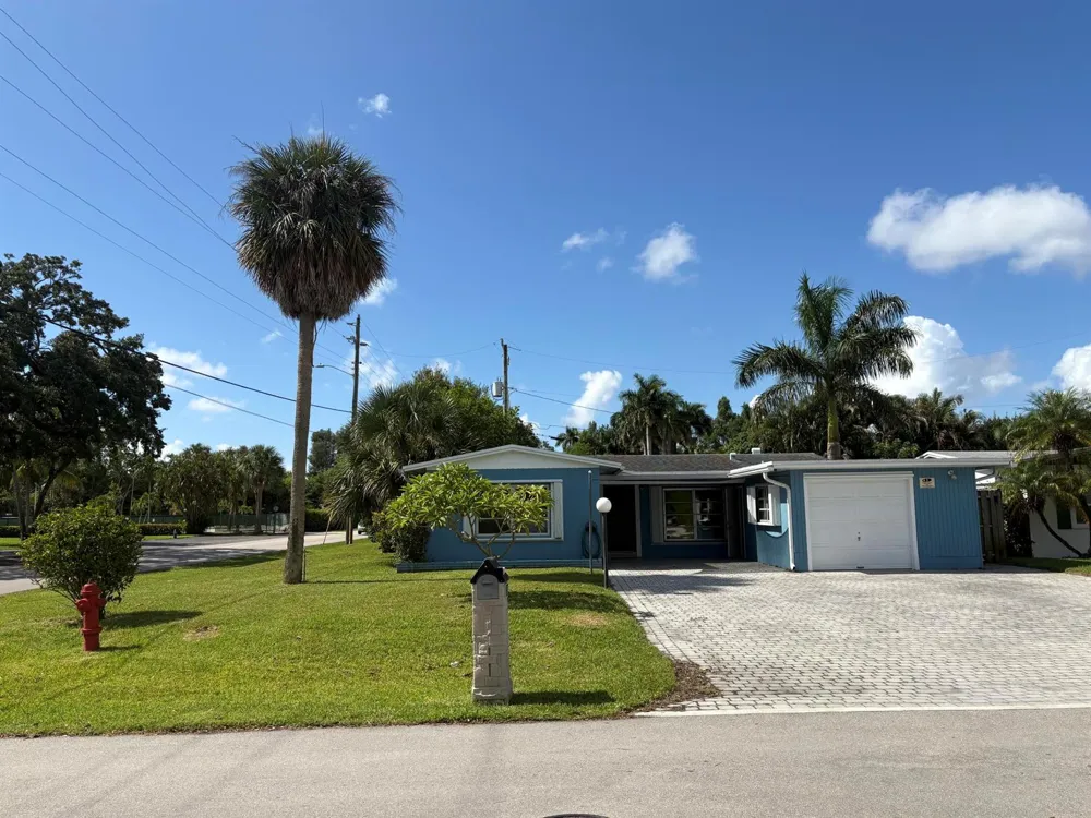 1200 SW 21ST STREET Fort Lauderdale, FL 33315