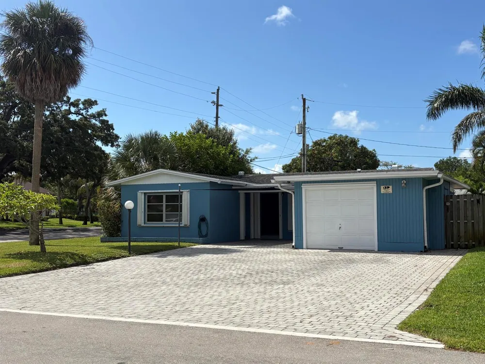 1200 SW 21ST STREET Fort Lauderdale, FL 33315