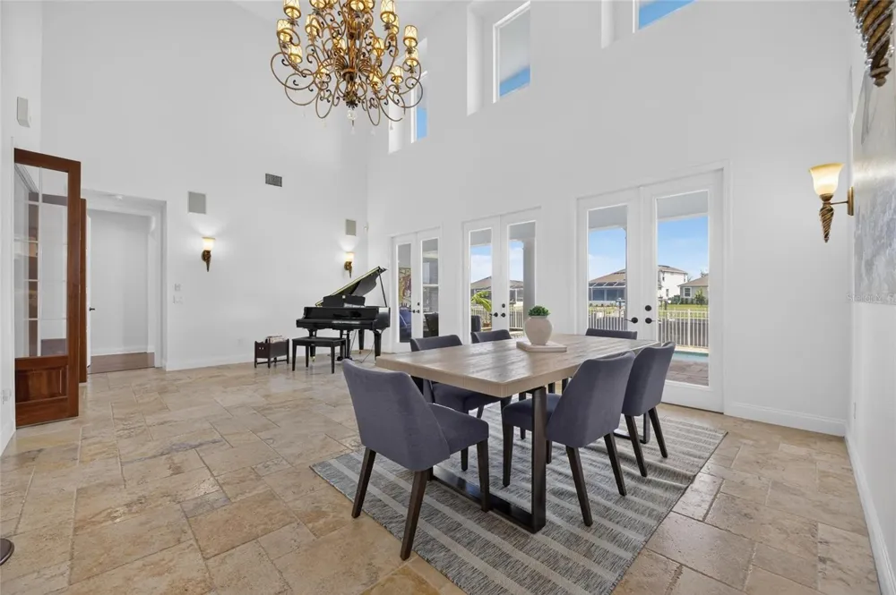 715 ISLEBAY DRIVE Apollo Beach, FL 33572