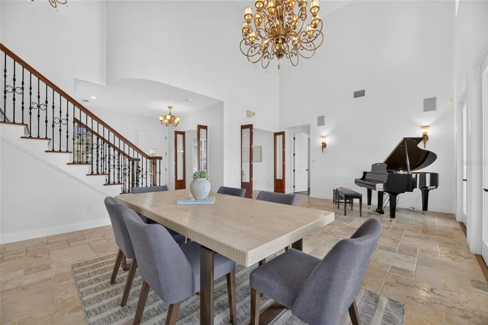 715 ISLEBAY DRIVE Apollo Beach, FL 33572