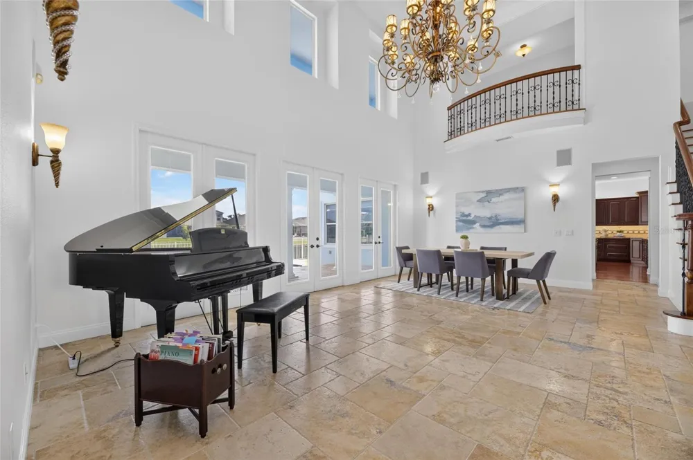 715 ISLEBAY DRIVE Apollo Beach, FL 33572