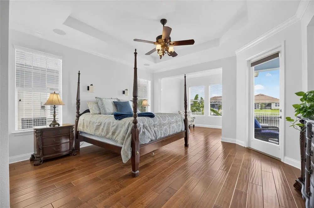 715 ISLEBAY DRIVE Apollo Beach, FL 33572