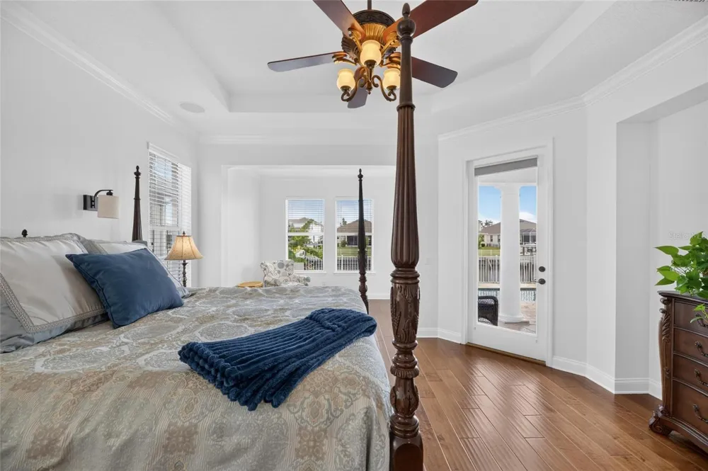 715 ISLEBAY DRIVE Apollo Beach, FL 33572