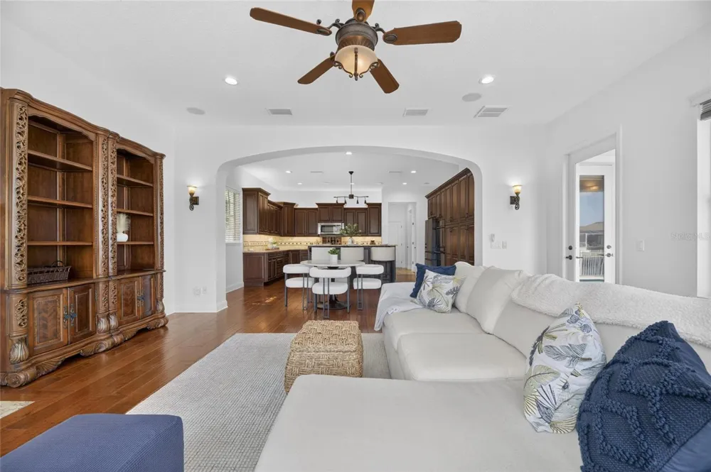 715 ISLEBAY DRIVE Apollo Beach, FL 33572