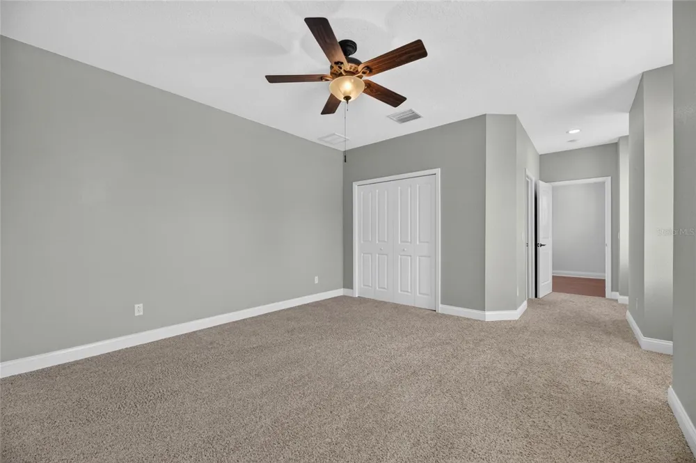 715 ISLEBAY DRIVE Apollo Beach, FL 33572