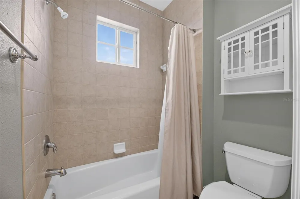 715 ISLEBAY DRIVE Apollo Beach, FL 33572