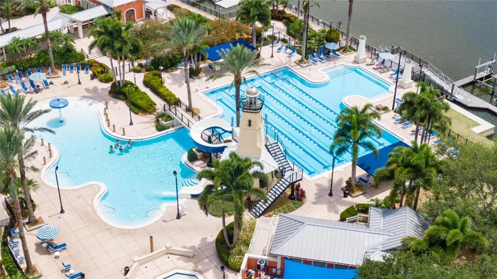 715 ISLEBAY DRIVE Apollo Beach, FL 33572