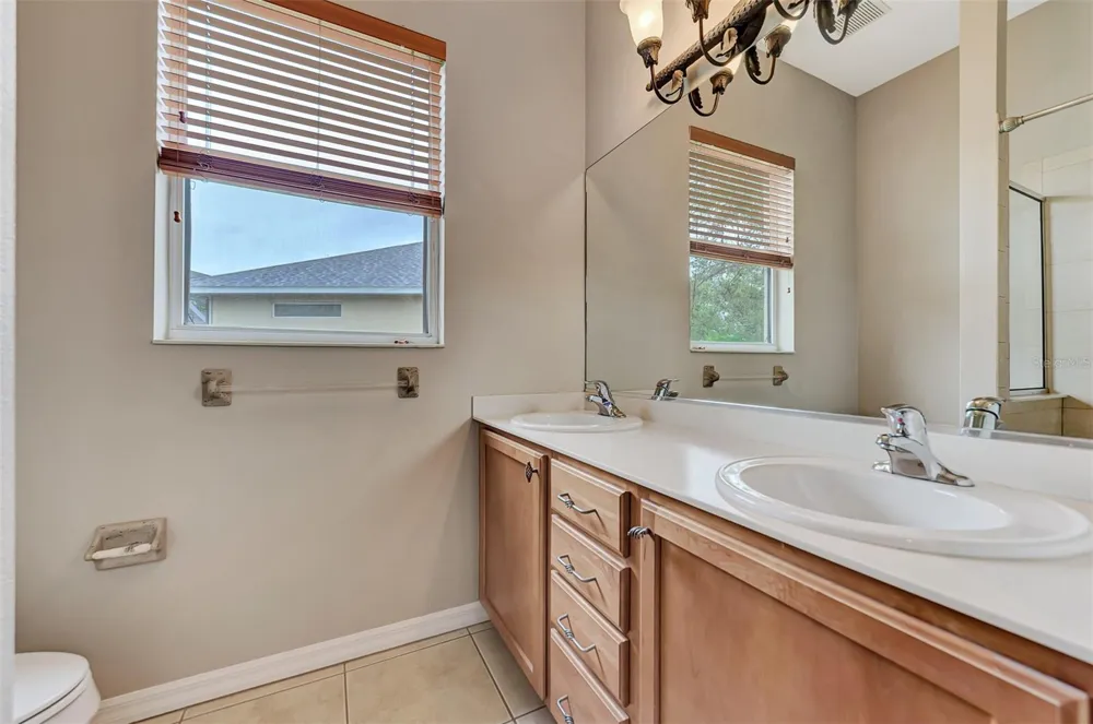 13831 WOOD DUCK CIRCLE Bradenton, FL 34202