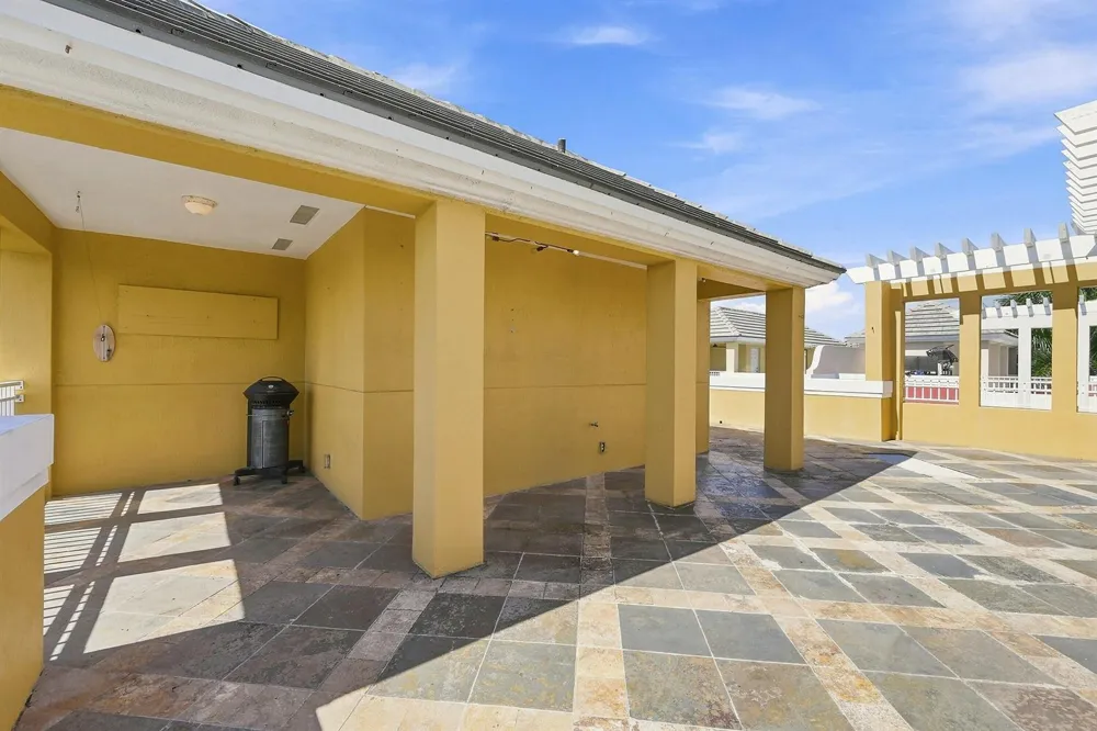 2332 Vintage Drive Lighthouse Point, FL 33064